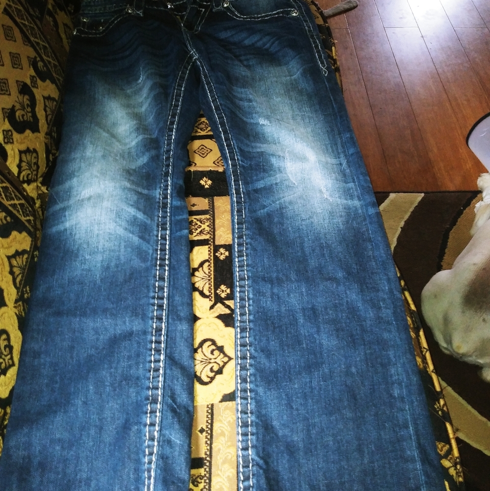I am selling Rock Revival jeans.